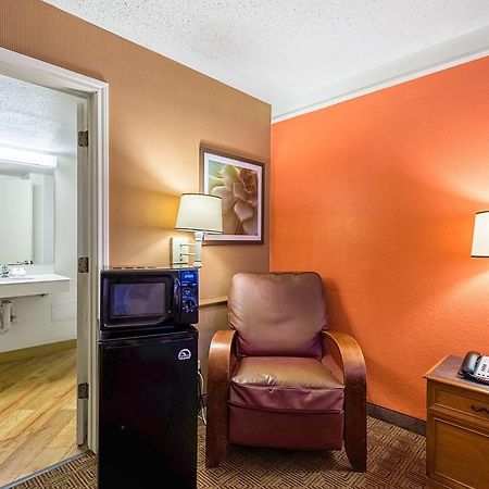 Motel 6 Houston Medical Center - Reliant Park Exterior foto