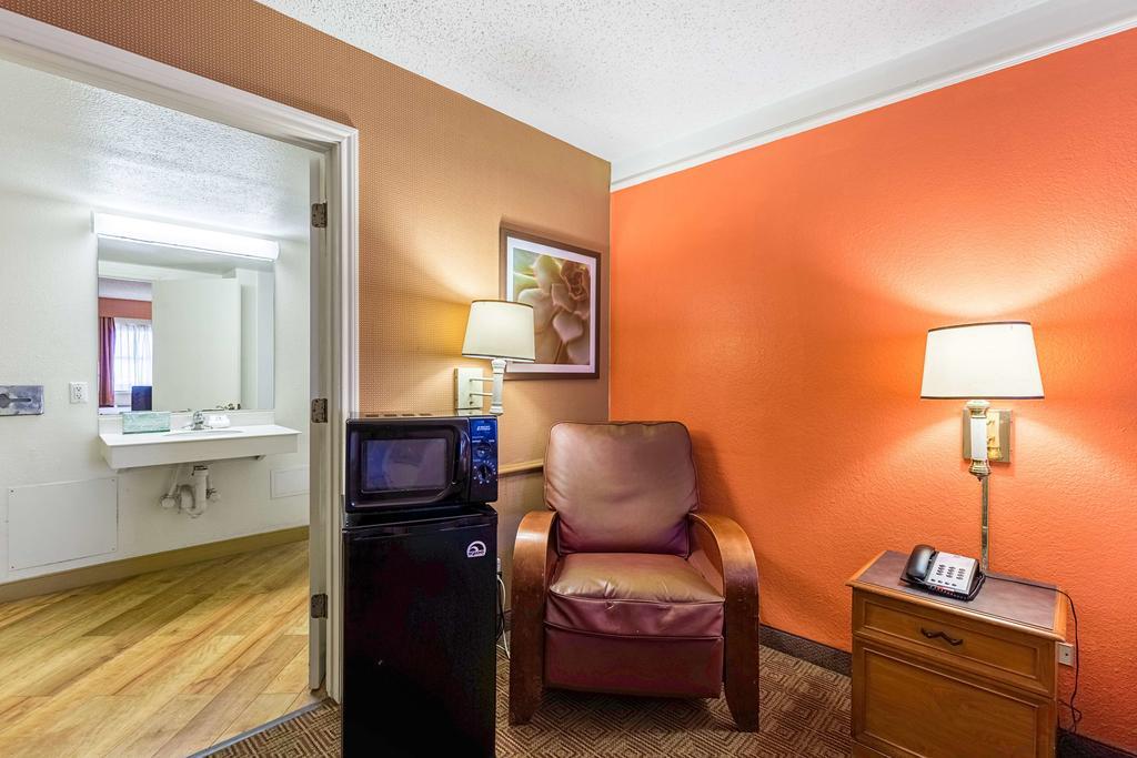 Motel 6 Houston Medical Center - Reliant Park Exterior foto